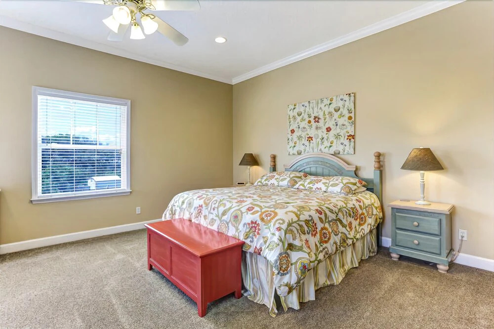 211 S. Fletcher - 3 Br Townhouse