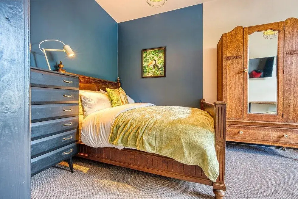 New Unique Keighley Room