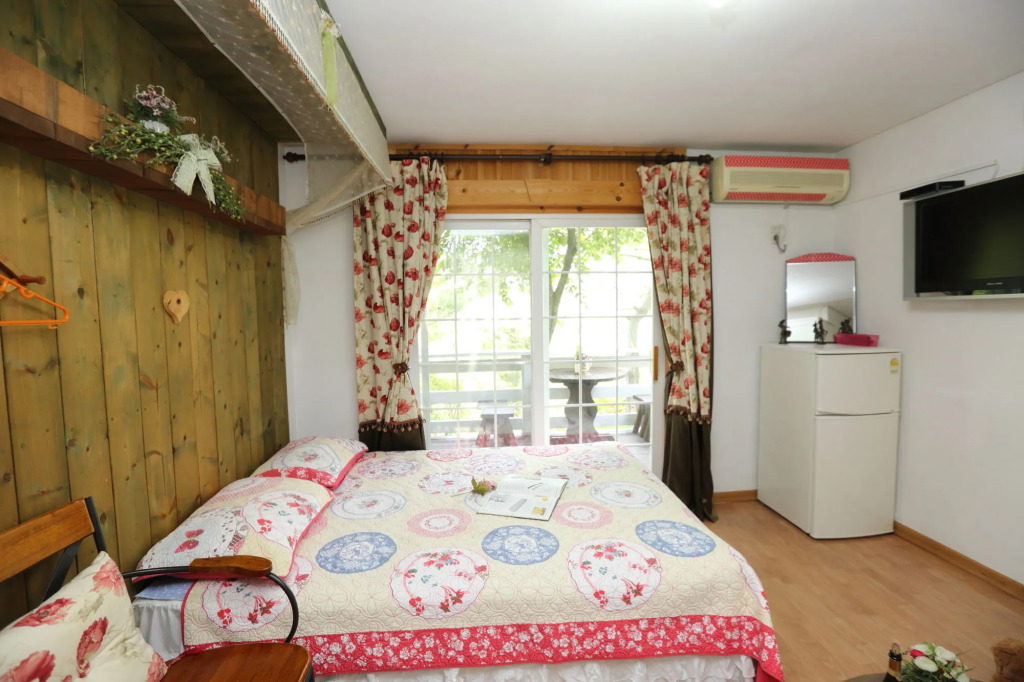 Sicily Pension