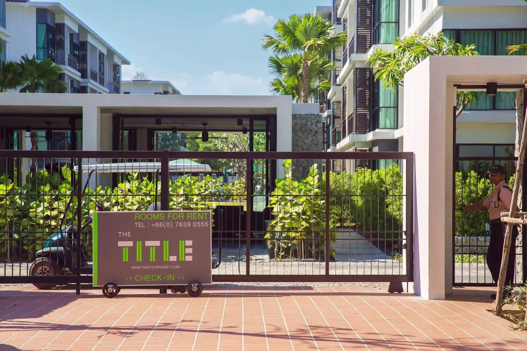 The Title Condo by Tropiclook