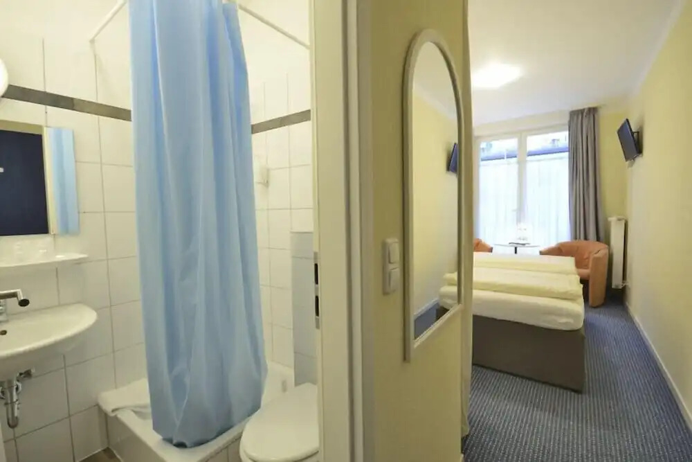 Alpha Hotel-Pension