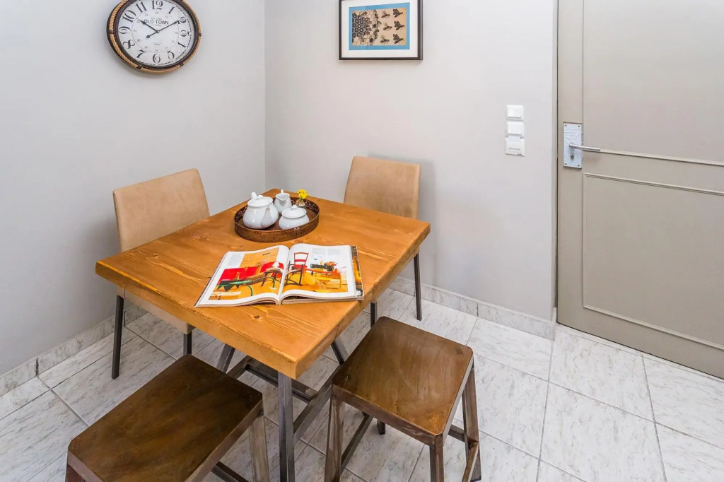 Aris Athens Suites