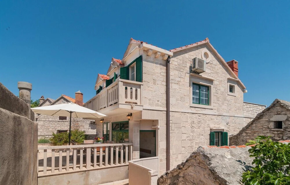 Amazing Home in Selca With Wifi and 3 Bedrooms