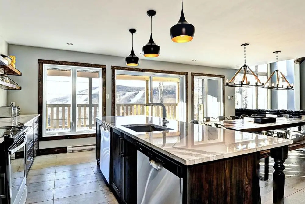 Chalets Alpins - 42 Chemin Blanc