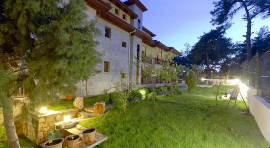 SUMMER OTEL