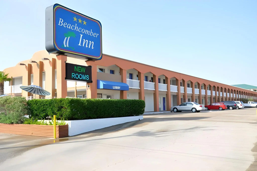 Motel 6 Classic Galveston, TX Beach-Seawall