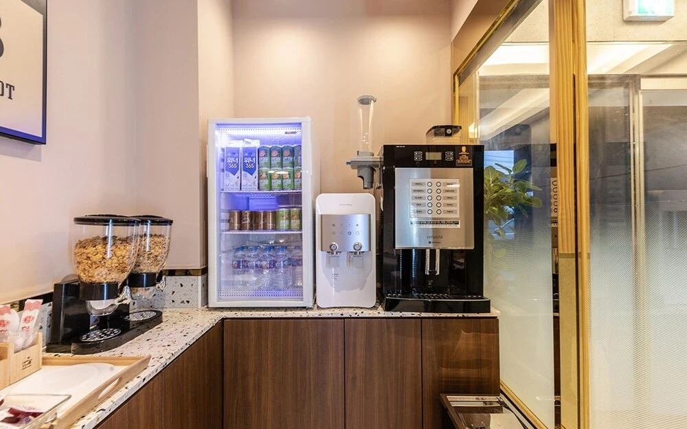 Brown Dot Hotel Jeonggwan