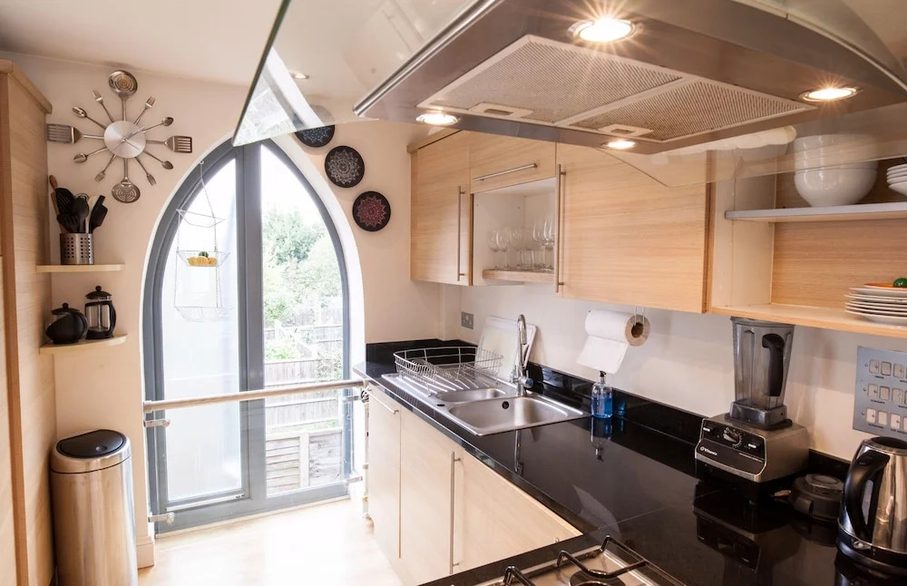Sunny & Charming Flat for 2 in Tranquil Richmond