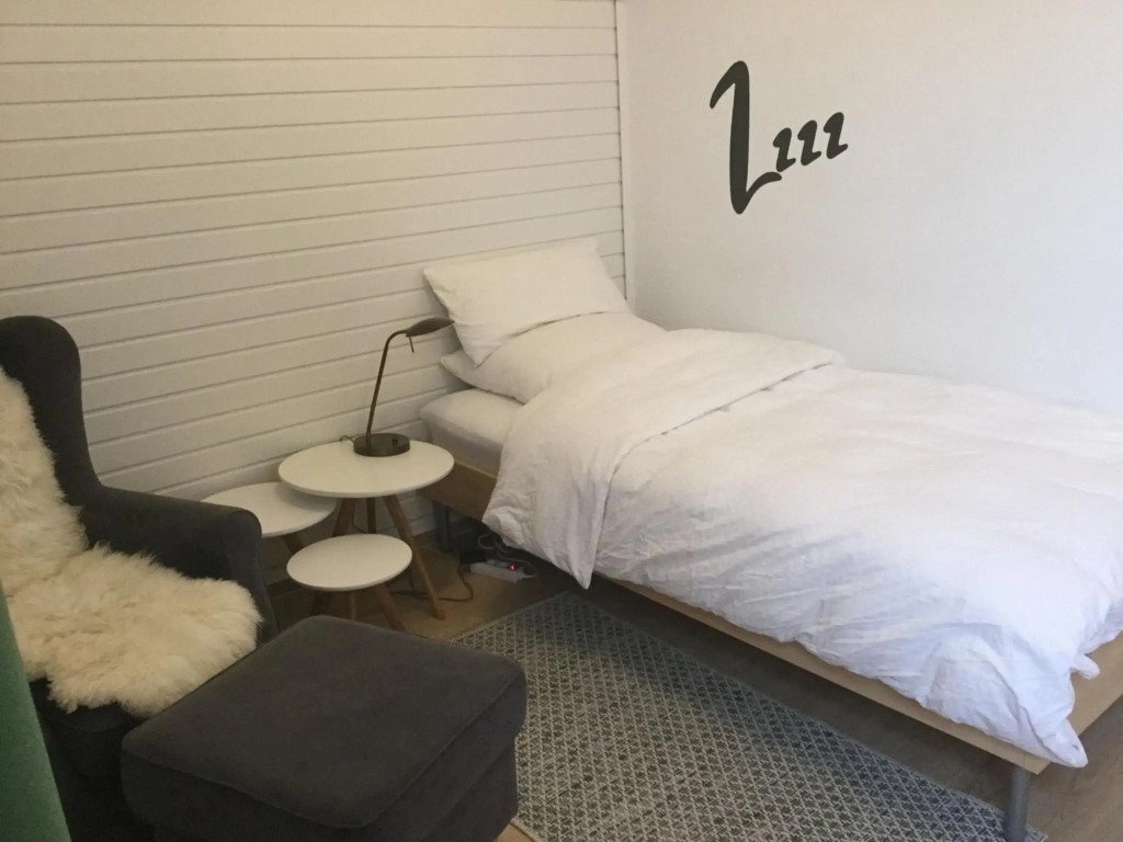 Ferienhaus Us lütt Hus und das Zimmer Linde im Haupthaus