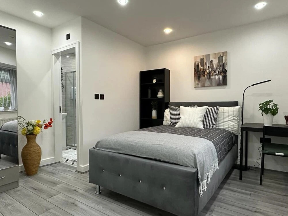Stunning 4-bed House in Birmingham