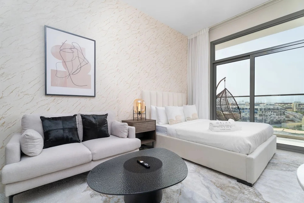 Nasma Luxury Stays - Laya Heights