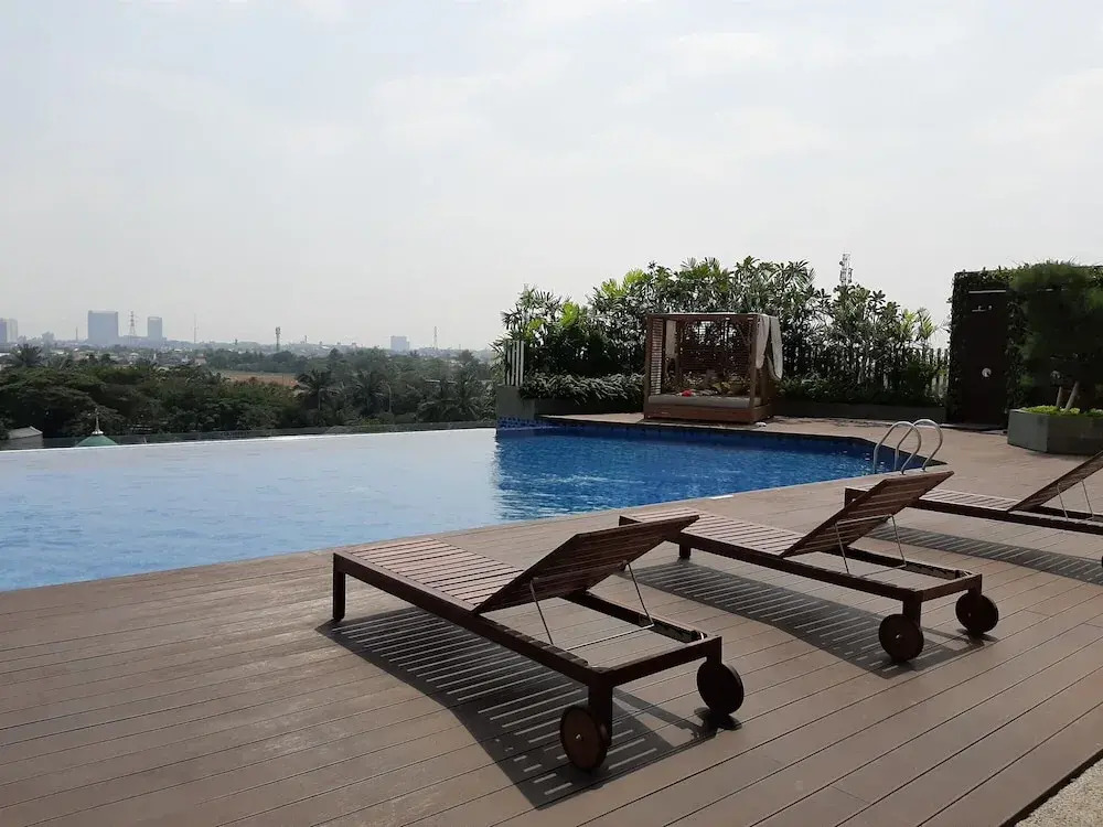 Best and Restful Studio Apartment Springwood Residence Tangerang