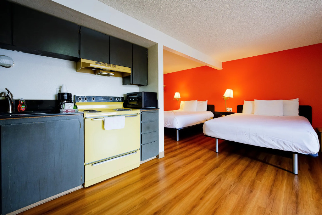 Hermiston Inn & Suites