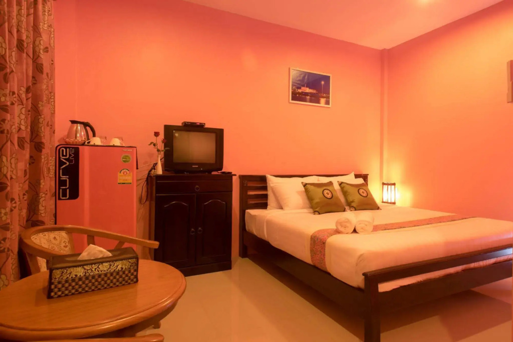 Plan B Hotel - Hostel