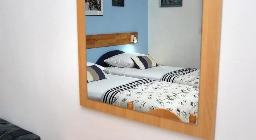 Stela Apartments