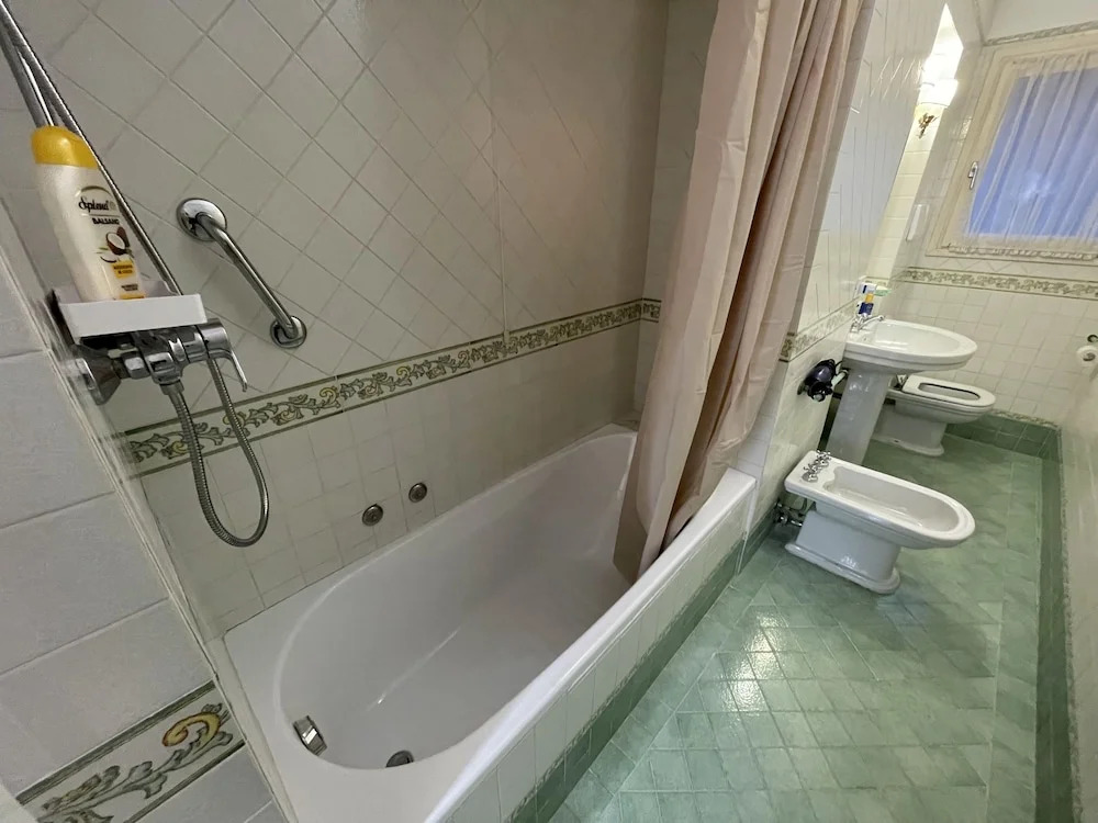 Cool Venice Apartment