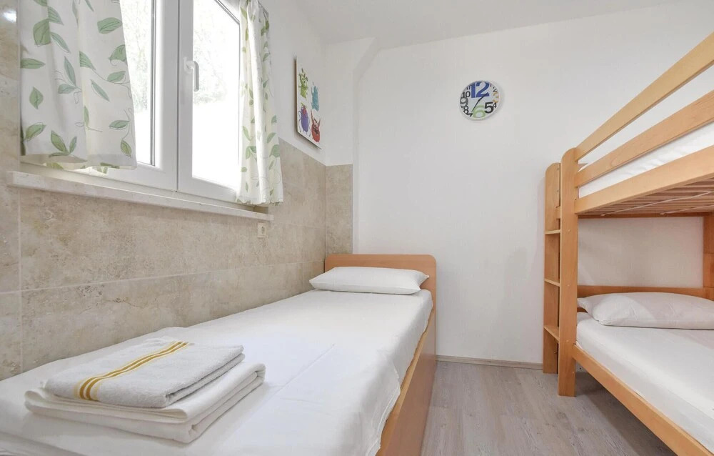 Lovely Home In Kucice