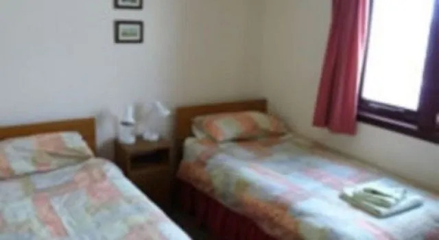Commodore Chalets