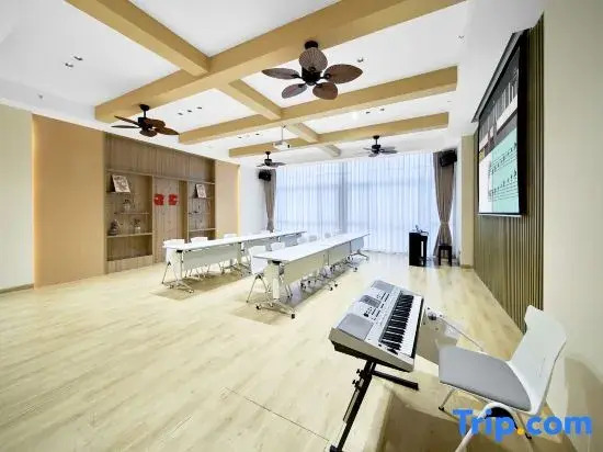 Ronghua · Kangxin Garden (Lingshui People's Hospital Beiwen Road Store)