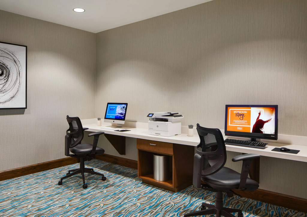Hampton Inn & Suites Chicago/Waukegan