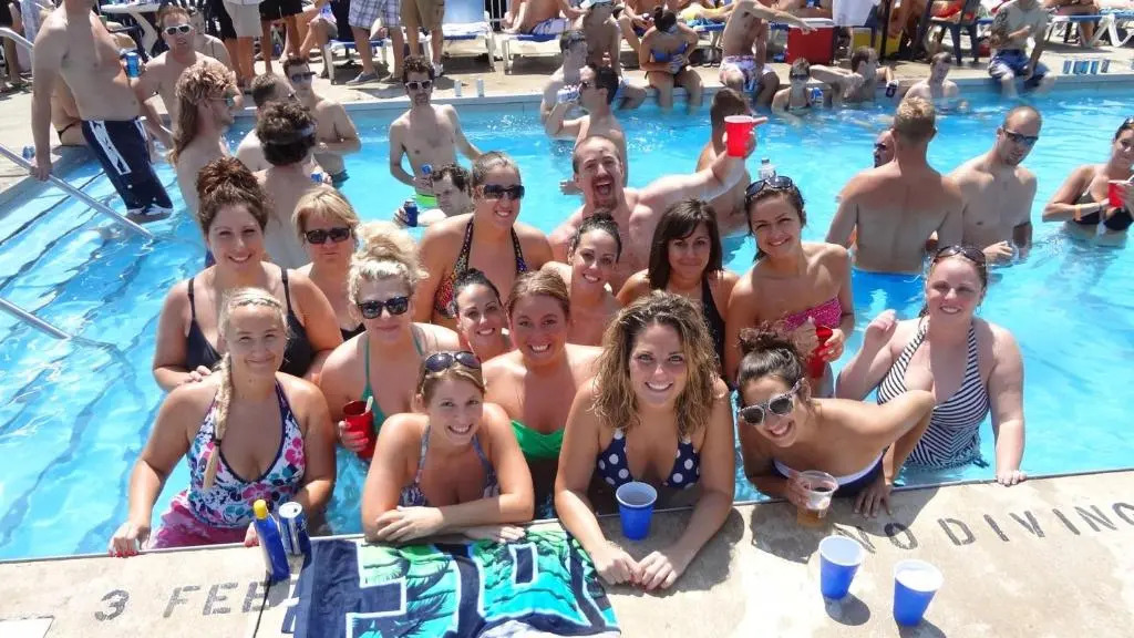 Island Club #58