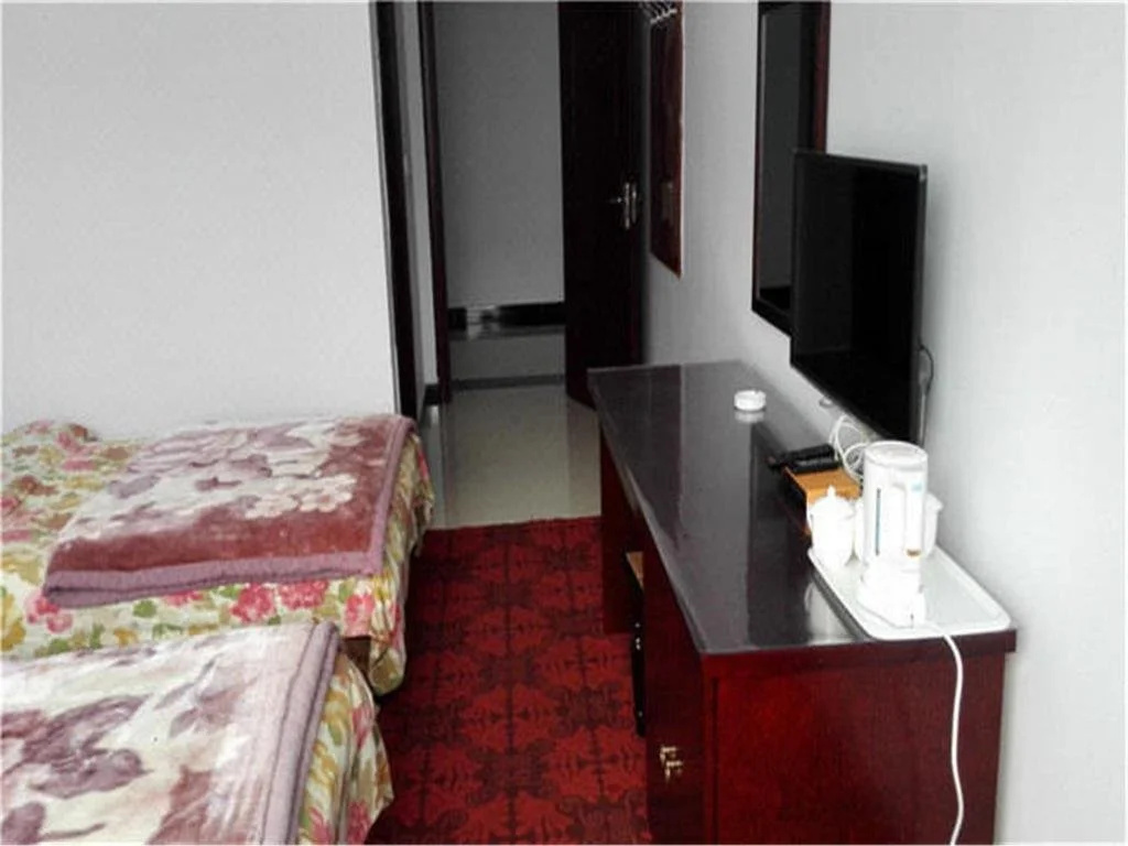 Xinyi Hotel