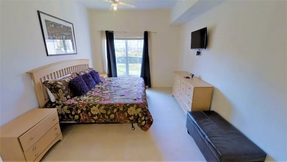 Venetian Bay 2250 - Four Bedroom Townhome