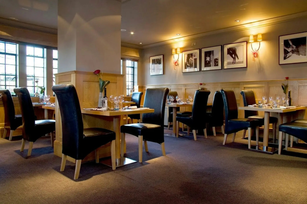 Western House Hotel At Ayr Racecourse