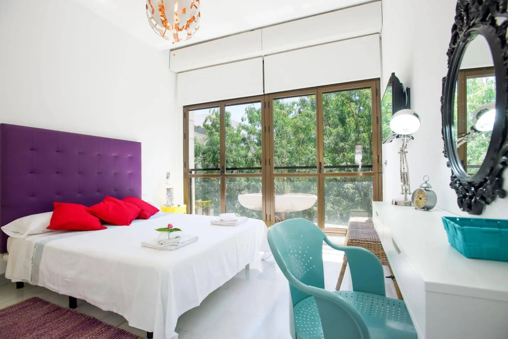 The Zentral Suites & Apartments