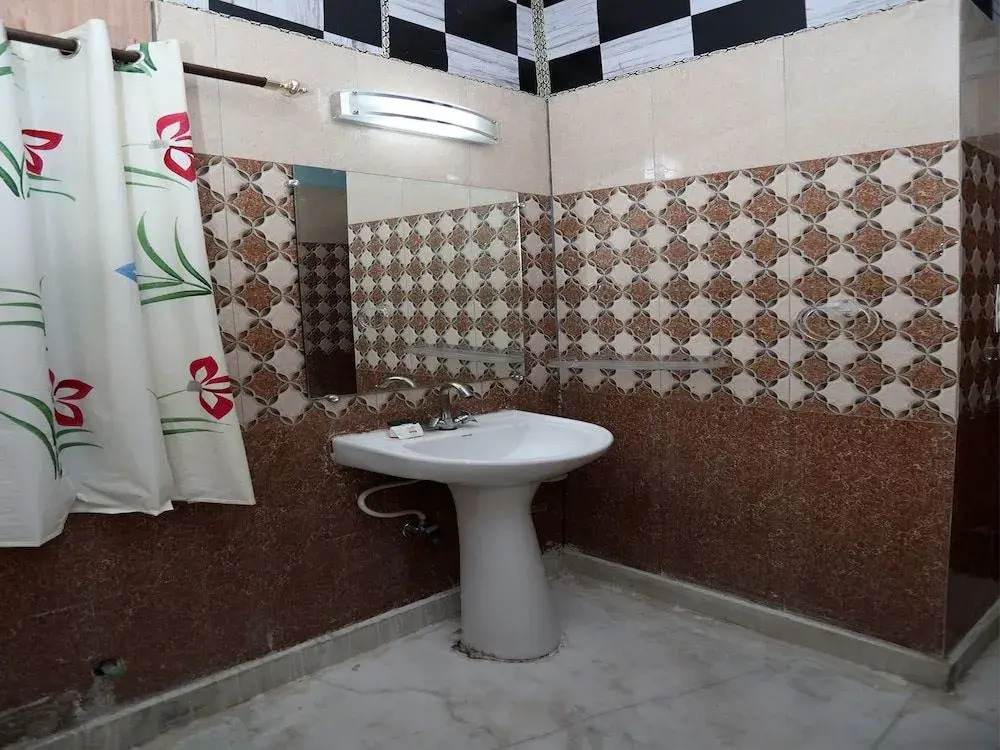 OYO 270 Home Stay Inn
