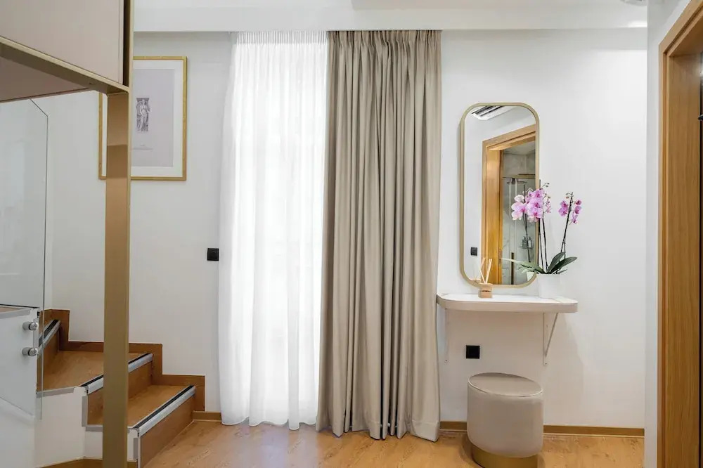 Aeolian Spirit Suites
