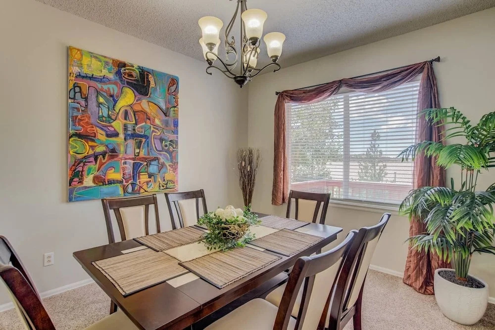 4BR AF Academyw/hot Tub & Firepit