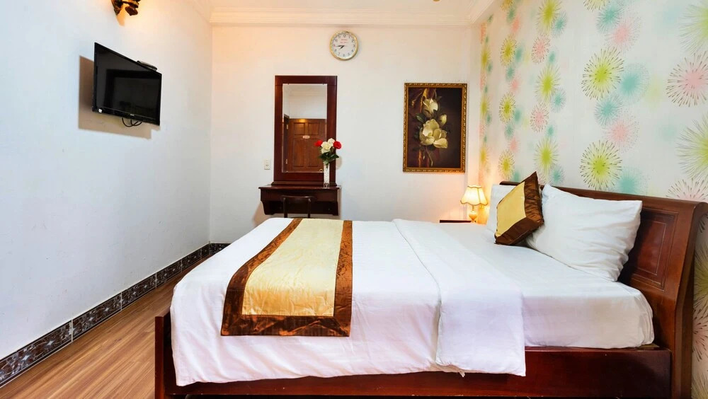 HANZ Front Hong Vy 2 Hotel