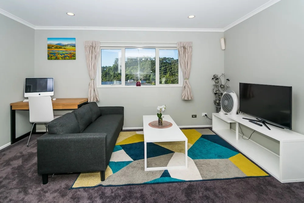 Albany Rosedale Modern 2 Bedroom Unit