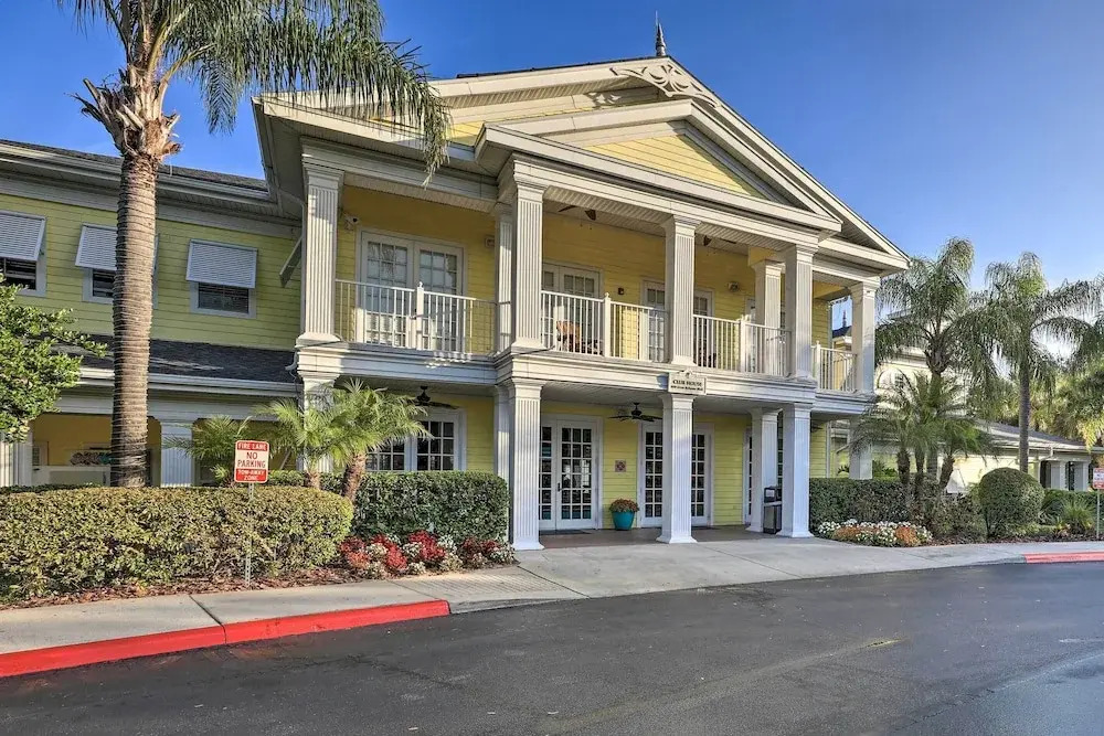 Bahama Bay Condo w/ Patios < 10 Mi to Disney!