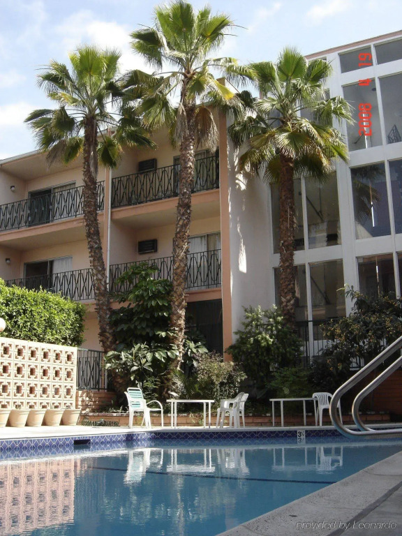 Royal Century Hotel at LAX