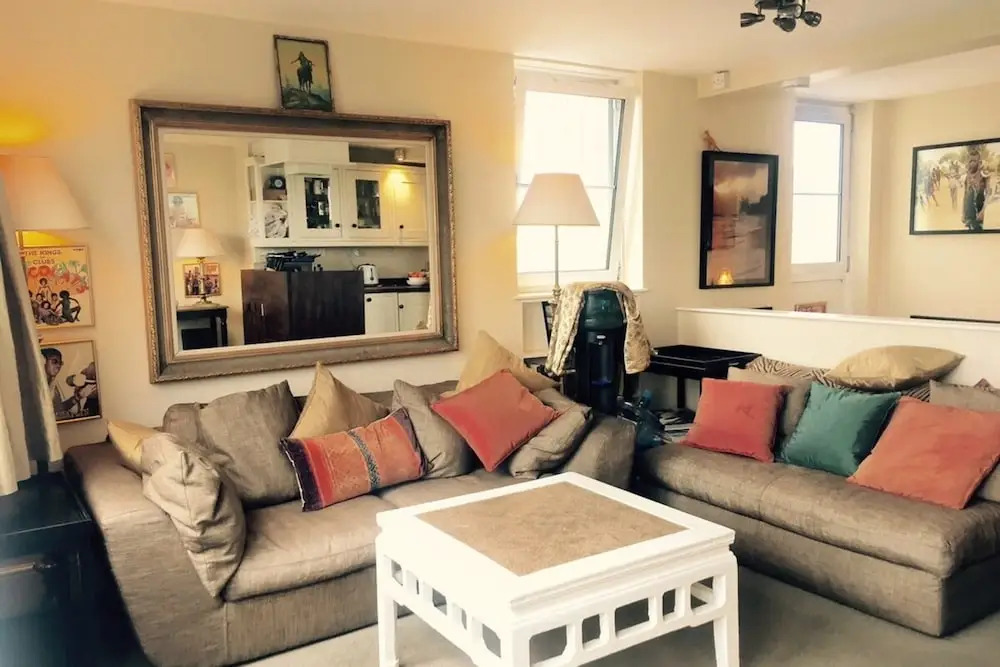 2 Bedroom Apartment off Portobello Road