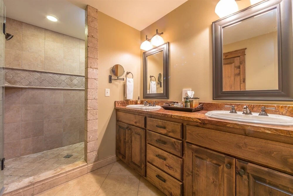 Bozeman - Main Street Retreat
