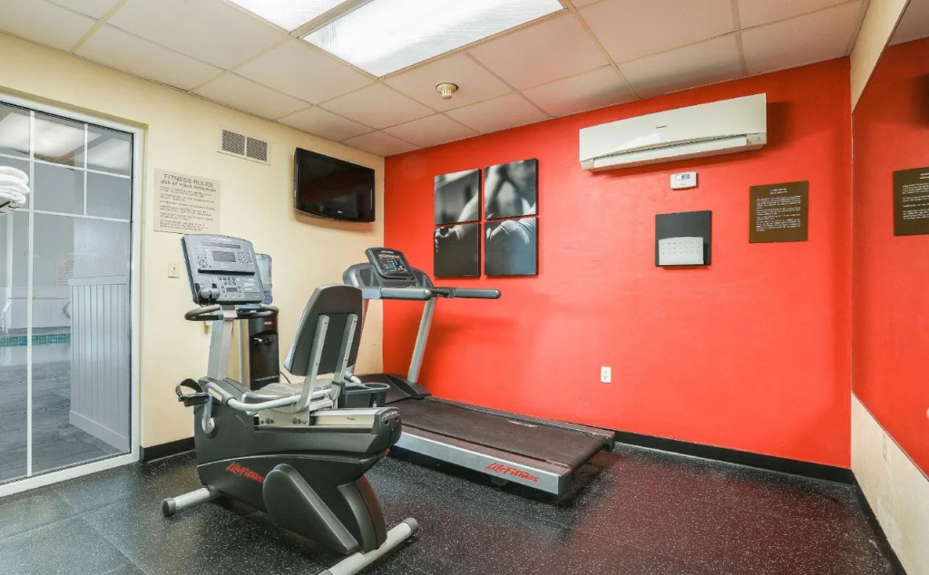 Country Inn & Suites by Radisson, Green Bay, WI