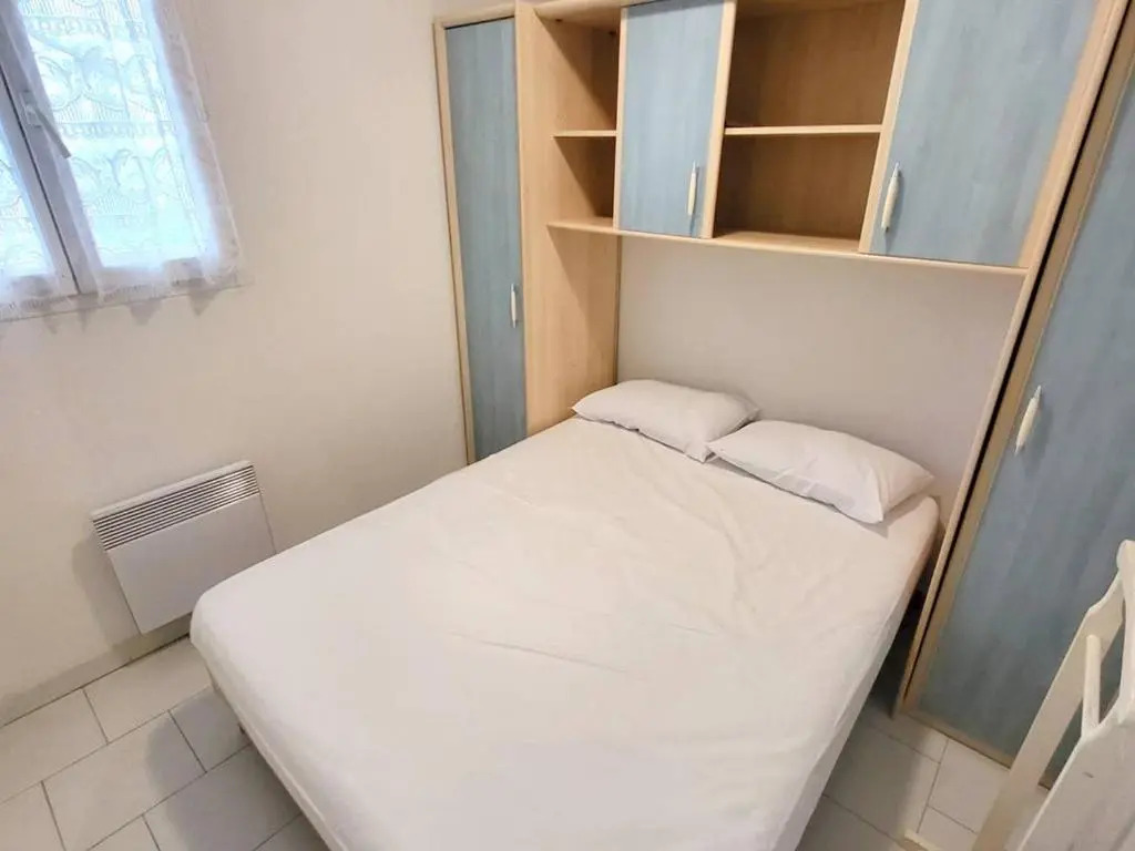 Appartement Six-Fours-les-Plages, 2 pièces, 4 personnes - FR-1-316-295