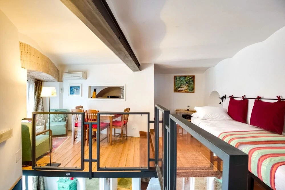 Charming Flat 1 Minute on Foot From Colosseum
