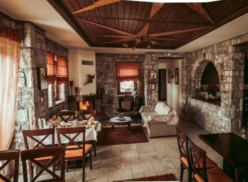 Filoxenia Hotel