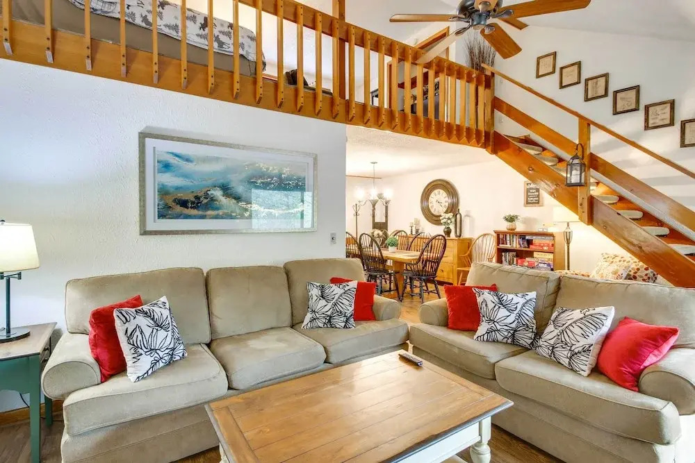 North Conway Condo < 3 Mi to Slopes & Echo Lake