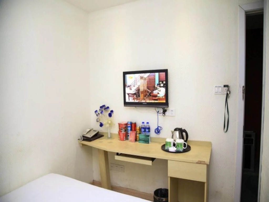 GreenTree Alliance Jiangsu Wuxi Railway Station North Square Shangmadun Road Hot