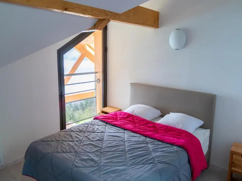Mobile Homes for 4 People With Lake View in Residence L'ecrin du Lac, Chorges