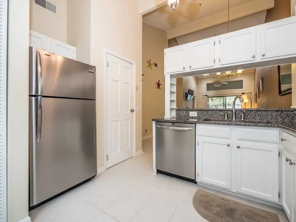 8006 Treetops - Three Bedroom Condo