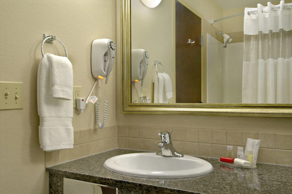 Canalta Hotel High River
