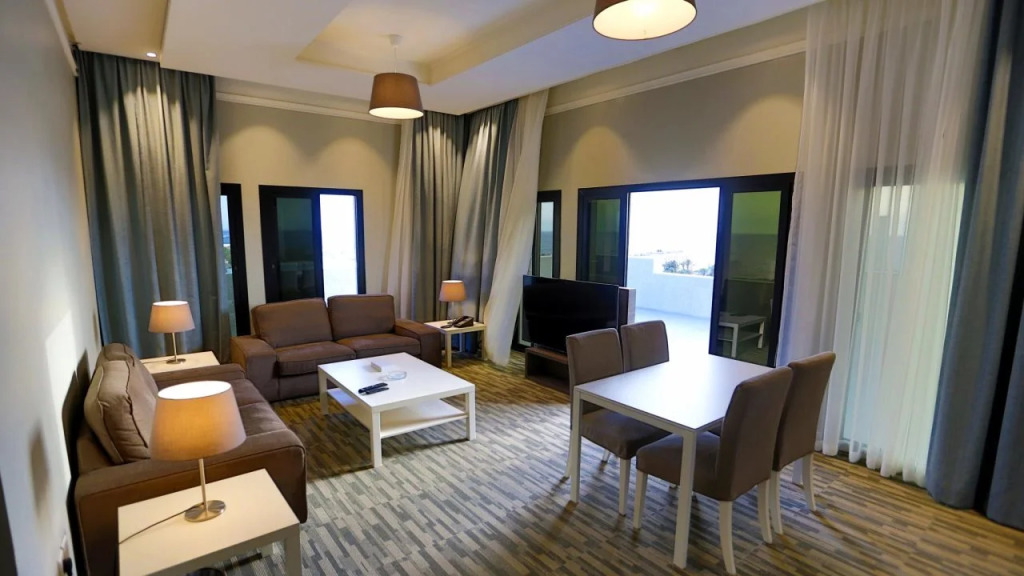 لورين للشقق المخدومة الكورنيش - اقتصادى - Loren Served Apartments Al corniche - Economic