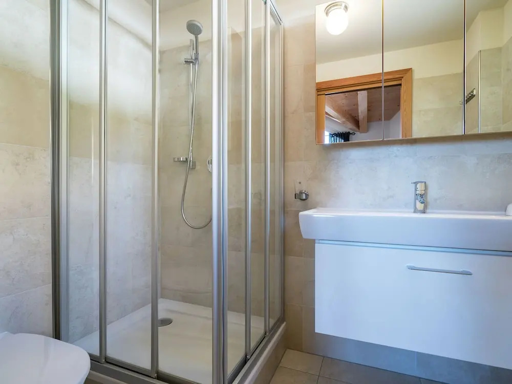 Swanky Chalet in Piesendorf With Wellness Area & Valley View