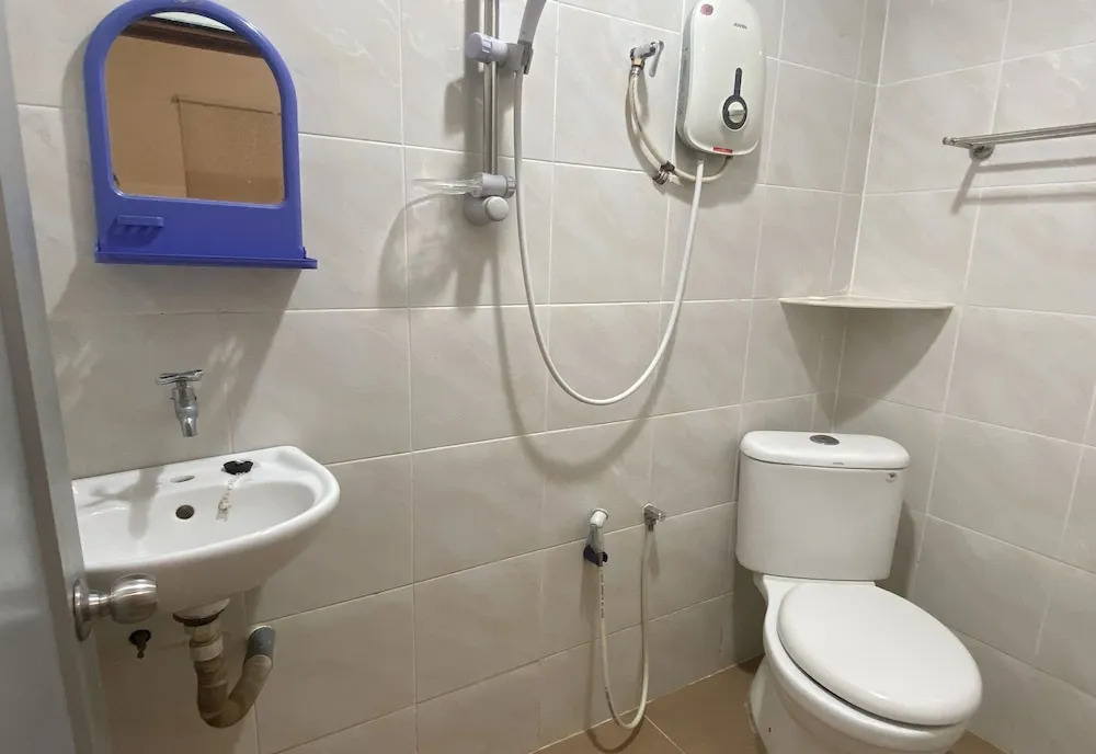 OYO 90971 Pollock Homestay